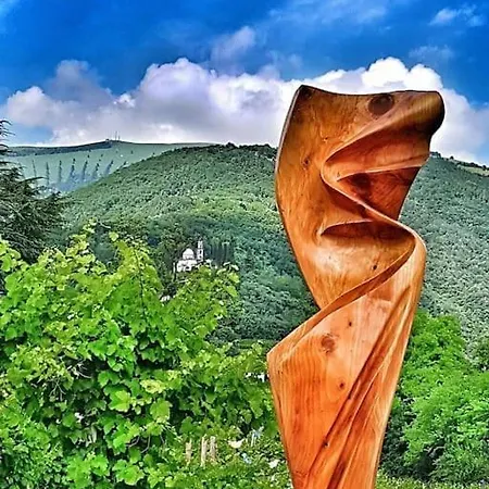 Le Perine Apartment *